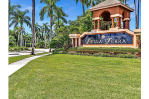 130 Tuscany Drive, Royal Palm Beach, FL 33411 Sold 11/29/23