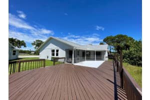 4422 SE Satinleaf Place, Stuart, FL 34997 Sold 01/12/24