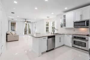 1023 W Heritage Club Circle, Delray Beach, FL 33483 Sold 01/02/24