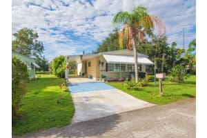 189 W W Caribbean, Port St Lucie, FL 34952 Sold 10/16/23