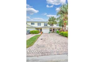 2534 Creekside Drive, Fort Pierce, FL 34981 Sold 01/09/24