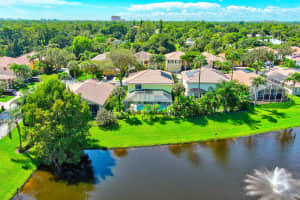 150 Hidden Hollow Drive, Palm Beach Gardens, FL 33418 Sold 11/15/23