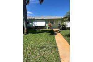 211 Country Lane C, Boynton Beach, FL 33435 Sold 04/16/24