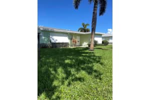 211 Country Lane C, Boynton Beach, FL 33435 Sold 04/16/24