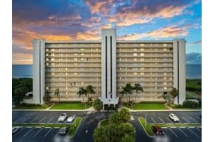 3200 N Highway A1a 403, Hutchinson Island, FL 34949 Sold 10/27/23