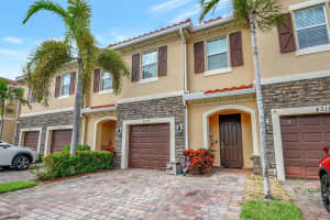 4315 Brewster Lane, West Palm Beach, FL 33417 Sold 11/30/23