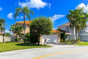 11561 SW 11th Street, Pembroke Pines, FL 33025 Sold 11/17/23