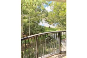 10007241 Crestwood Court S 1019, Royal Palm Beach, FL 33411 Sold 11/21/23