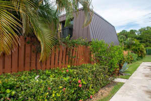 5622 SE Windsong Lane, Stuart, FL 34997 Sold 03/14/24