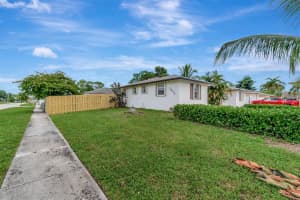 5292 Cannon Way, West Palm Beach, FL 33415 Sold 11/16/23