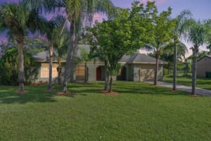 737 SW Belmont Circle, Port St Lucie, FL 34953 Sold 10/30/23