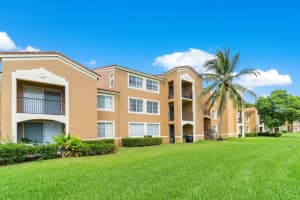 7950 N Nob Hill Road 206, Tamarac, FL 33321 Sold 11/22/23
