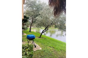1731 Carvelle Drive, Riviera Beach, FL 33404 Sold 11/29/23