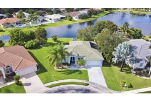 9247 Emily Circle, Lake Worth, FL 33467 Sold 11/09/23
