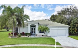 9247 Emily Circle, Lake Worth, FL 33467 Sold 11/09/23