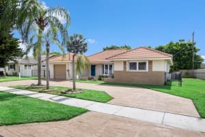 640 NW 16th Court, Boca Raton, FL 33486 Sold 11/14/23