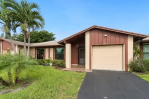 5460 Viburnum Circle, Delray Beach, FL 33484 Sold 10/30/23