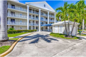2621 Village Boulevard 301, West Palm Beach, FL 33409 Sold 04/09/24