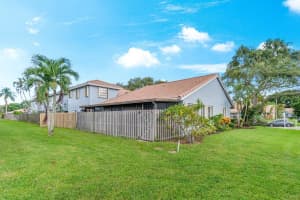 9812 62nd Terrace S A, Boynton Beach, FL 33437 Sold 12/01/23