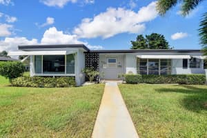 657 High Point Drive B, Delray Beach, FL 33445 Sold 11/20/23