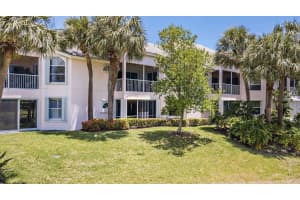 2403 Fairway Drive N, Jupiter, FL 33477 Sold 12/14/23