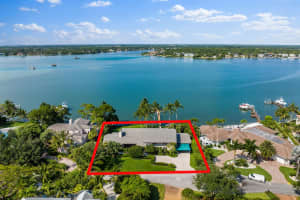 15 Bay Harbor Road, Tequesta, FL 33469 Sold 01/15/24