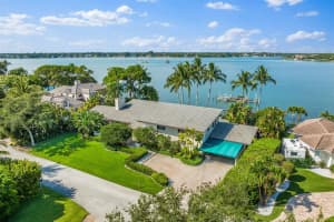 15 Bay Harbor Road, Tequesta, FL 33469 Sold 01/15/24