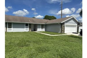 5299 Woodstone Circle, Lake Worth, FL 33463 Sold 10/30/23