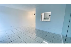 600 Village Green Court 304, Palm Springs, FL 33461 Sold 10/30/23