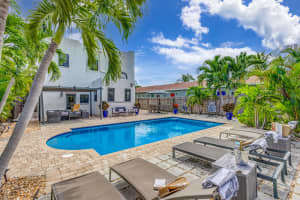 307 N Federal Highway, Lake Worth Beach, FL 33460 Sold 04/02/25