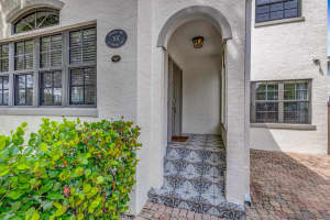307 N Federal Highway, Lake Worth Beach, FL 33460 Sold 04/02/25