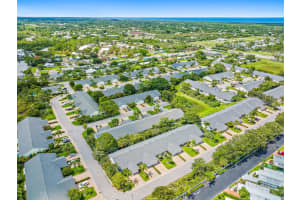 10843 SE Sea Pines Circle, Hobe Sound, FL 33455 Sold 11/30/23