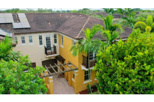 4444 Arabian Way 8-5, Cooper City, FL 33328 Sold 02/15/24