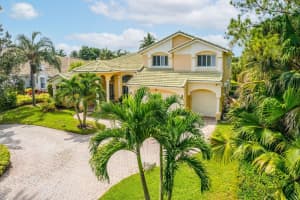 2362 SW Golden Bear Way, Palm City, FL 34990 Sold 03/18/24