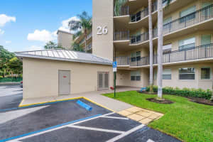 26 Royal Palm Way 106, Boca Raton, FL 33432 Sold 01/12/24