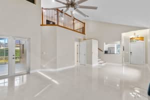 3063 Casa Rio Court, Palm Beach Gardens, FL 33418 Sold 11/27/23