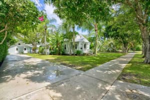 8955 SE Plato Terrace SE, Hobe Sound, FL 33455 Sold 10/08/24