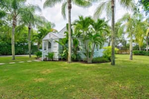8955 SE Plato Terrace SE, Hobe Sound, FL 33455 Sold 10/08/24