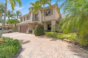 10726 Versailles Boulevard, Wellington, FL 33449 Sold 02/07/24