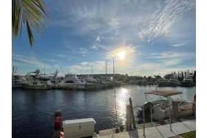 29 Yacht Club Drive 208, North Palm Beach, FL 33408 Sold 11/17/23