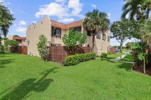 6363 Seven Springs Boulevard D, Greenacres, FL 33463 Sold 01/05/24