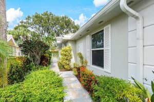 4449 Lacey Oak Drive, Palm Beach Gardens, FL 33410 Sold 11/27/23