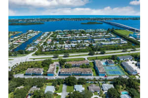 1901 Indian River Boulevard C104, Vero Beach, FL 32960 Sold 12/28/23