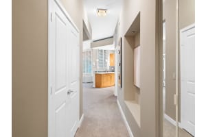 300 S Australian Avenue 1018, West Palm Beach, FL 33401 Sold 01/23/24