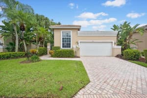 4546 Carlton Golf Drive, Lake Worth, FL 33449 Sold 12/27/23