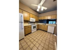 1001 Sabal Ridge Circle F, Palm Beach Gardens, FL 33418 Sold 04/17/24