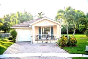 5443 Sealine Boulevard, Greenacres, FL 33463 Sold 12/18/23