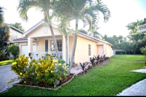 5443 Sealine Boulevard, Greenacres, FL 33463 Sold 12/18/23