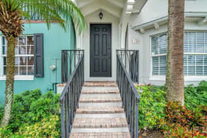 336 W Mallory Circle, Delray Beach, FL 33483 Sold 12/07/23