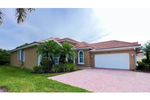 1572 NW Old Oak Terrace, Jensen Beach, FL 34957 Sold 12/15/23